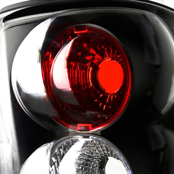 00-06 Chevrolet/GMC Denali/Tahoe Altezza Tail Light Black